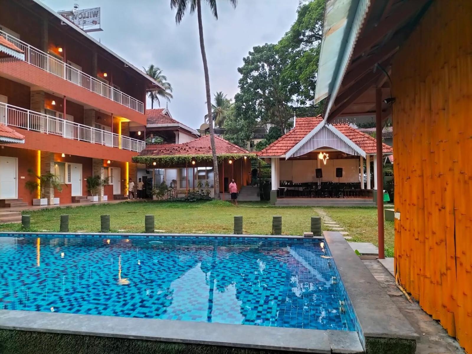 Willow Heights Athirappilly Buitenkant foto