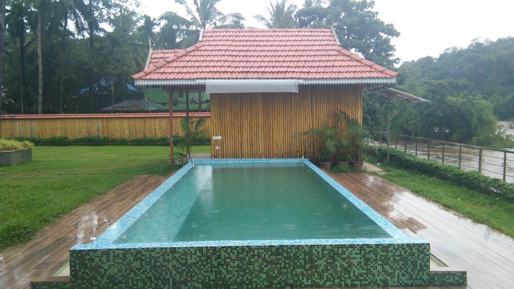 Willow Heights Athirappilly Buitenkant foto