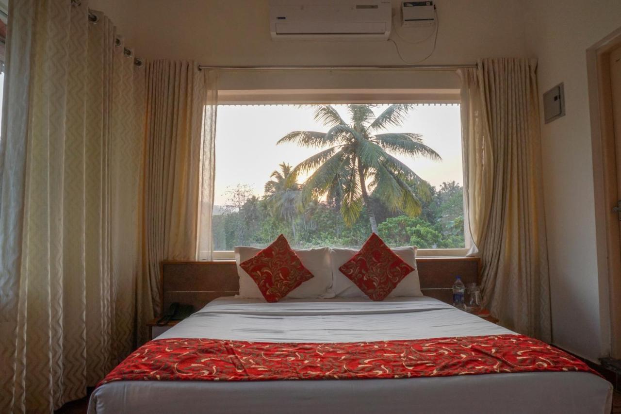 Willow Heights Athirappilly Buitenkant foto